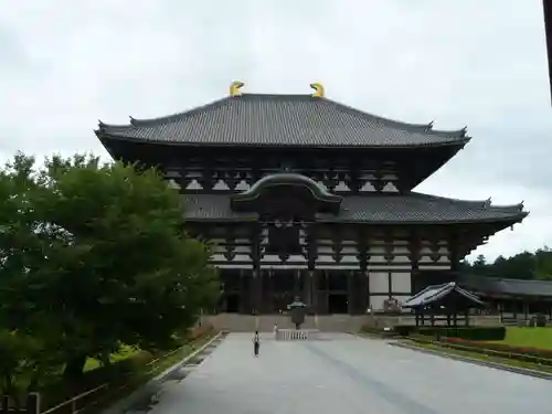 東大寺の本殿