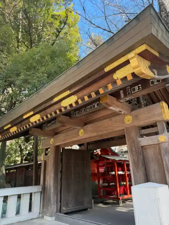 秩父神社の{uncategorized: "未分類", other: "その他", undefined: "問題あり", building: "その他建物", grave: "お墓", sacred_gate: "鳥居", guardian: "狛犬", statue: "像", buddha: "仏像", history: "歴史", nature: "自然", garden: "庭園", animal: "動物", pagoda: "塔", temizu: "手水舎", mountain_gate: "山門・神門", sanctuary: "本殿・本堂", subordinate: "末社・摂社", art: "芸術", scenery: "景色", jizo: "地蔵", ema: "絵馬", goshuin: "御朱印", omikuji: "おみくじ", items: "授与品その他", amulet: "お守り", goshuincho: "御朱印帳", eats: "食事", festival: "お祭り", votive_dance: "神楽", shichigosan: "七五三参", wedding: "結婚式", experience: "体験その他", initially: "初詣", around: "周辺", anti_infection: "感染症対策"}