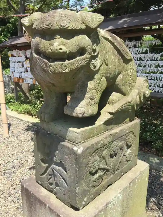 菊田神社の狛犬