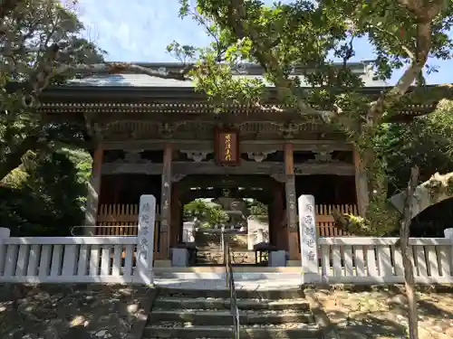 金剛福寺の山門