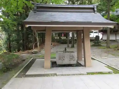 竜華院(釈葉山 龍華院弥勒護国禅寺)の手水