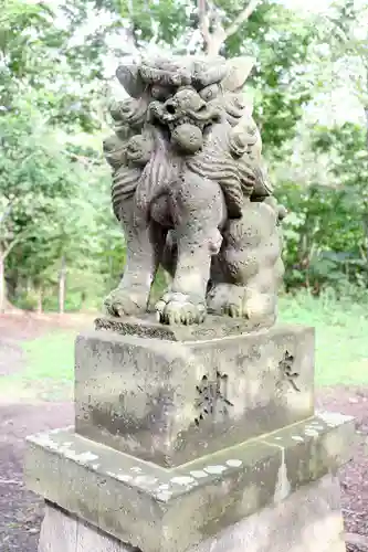 佐久神社の狛犬