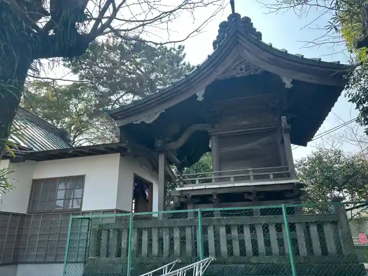 飯田神社の{uncategorized: "未分類", other: "その他", undefined: "問題あり", building: "その他建物", grave: "お墓", sacred_gate: "鳥居", guardian: "狛犬", statue: "像", buddha: "仏像", history: "歴史", nature: "自然", garden: "庭園", animal: "動物", pagoda: "塔", temizu: "手水舎", mountain_gate: "山門・神門", sanctuary: "本殿・本堂", subordinate: "末社・摂社", art: "芸術", scenery: "景色", jizo: "地蔵", ema: "絵馬", goshuin: "御朱印", omikuji: "おみくじ", items: "授与品その他", amulet: "お守り", goshuincho: "御朱印帳", eats: "食事", festival: "お祭り", votive_dance: "神楽", shichigosan: "七五三参", wedding: "結婚式", experience: "体験その他", initially: "初詣", around: "周辺", anti_infection: "感染症対策"}