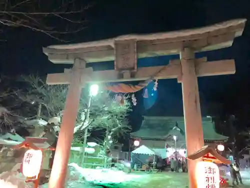 稲荷神社（湯野）の鳥居