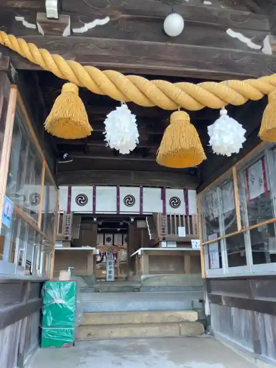 生石神社の本殿・本堂