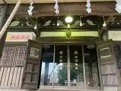 尉殿神社の本殿