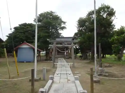 水神社の鳥居