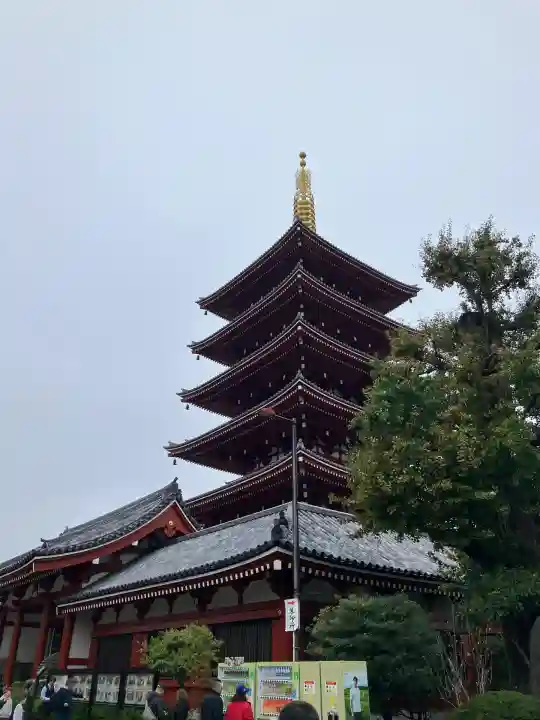 浅草寺の塔