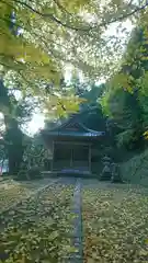 稲葉神社の本殿