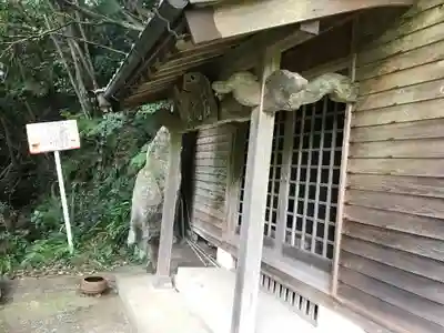 岩見堂やぐらの本殿・本堂