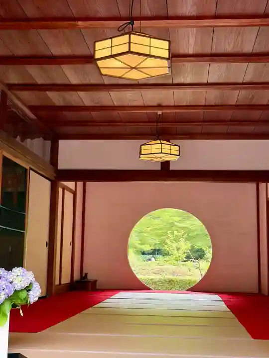 明月院の{uncategorized: "未分類", other: "その他", undefined: "問題あり", building: "その他建物", grave: "お墓", sacred_gate: "鳥居", guardian: "狛犬", statue: "像", buddha: "仏像", history: "歴史", nature: "自然", garden: "庭園", animal: "動物", pagoda: "塔", temizu: "手水舎", mountain_gate: "山門・神門", sanctuary: "本殿・本堂", subordinate: "末社・摂社", art: "芸術", scenery: "景色", jizo: "地蔵", ema: "絵馬", goshuin: "御朱印", omikuji: "おみくじ", items: "授与品その他", amulet: "お守り", goshuincho: "御朱印帳", eats: "食事", festival: "お祭り", votive_dance: "神楽", shichigosan: "七五三参", wedding: "結婚式", experience: "体験その他", initially: "初詣", around: "周辺", anti_infection: "感染症対策"}