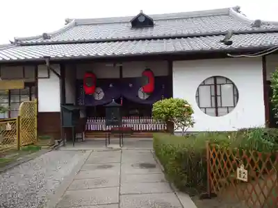 華蔵院の本殿・本堂