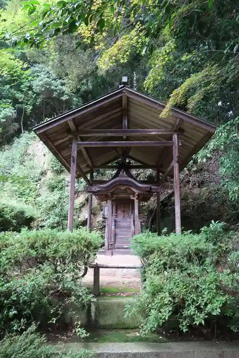 円成寺の末社・摂社