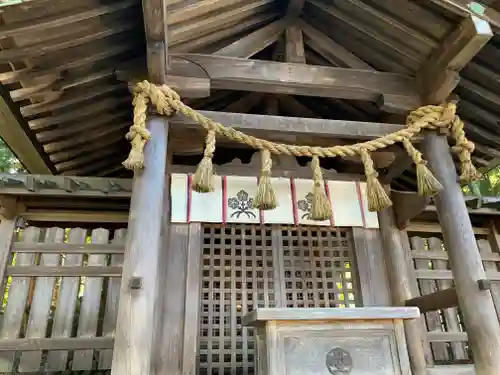 諏訪大社上社前宮の本殿・本堂