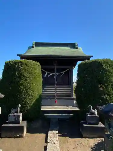 東大輪稲荷神社の本殿