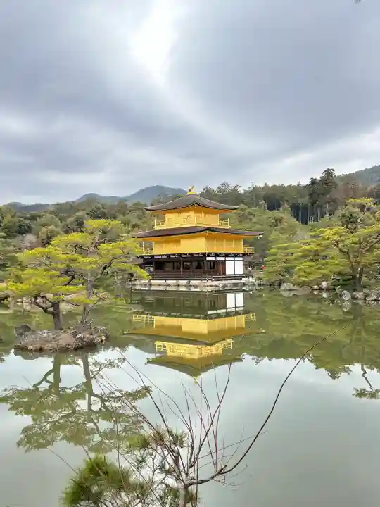 鹿苑寺(金閣寺)の{uncategorized: "未分類", other: "その他", undefined: "問題あり", building: "その他建物", grave: "お墓", sacred_gate: "鳥居", guardian: "狛犬", statue: "像", buddha: "仏像", history: "歴史", nature: "自然", garden: "庭園", animal: "動物", pagoda: "塔", temizu: "手水舎", mountain_gate: "山門・神門", sanctuary: "本殿・本堂", subordinate: "末社・摂社", art: "芸術", scenery: "景色", jizo: "地蔵", ema: "絵馬", goshuin: "御朱印", omikuji: "おみくじ", items: "授与品その他", amulet: "お守り", goshuincho: "御朱印帳", eats: "食事", festival: "お祭り", votive_dance: "神楽", shichigosan: "七五三参", wedding: "結婚式", experience: "体験その他", initially: "初詣", around: "周辺", anti_infection: "感染症対策"}