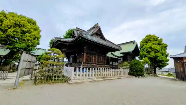 本村天満宮の{uncategorized: "未分類", other: "その他", undefined: "問題あり", building: "その他建物", grave: "お墓", sacred_gate: "鳥居", guardian: "狛犬", statue: "像", buddha: "仏像", history: "歴史", nature: "自然", garden: "庭園", animal: "動物", pagoda: "塔", temizu: "手水舎", mountain_gate: "山門・神門", sanctuary: "本殿・本堂", subordinate: "末社・摂社", art: "芸術", scenery: "景色", jizo: "地蔵", ema: "絵馬", goshuin: "御朱印", omikuji: "おみくじ", items: "授与品その他", amulet: "お守り", goshuincho: "御朱印帳", eats: "食事", festival: "お祭り", votive_dance: "神楽", shichigosan: "七五三参", wedding: "結婚式", experience: "体験その他", initially: "初詣", around: "周辺", anti_infection: "感染症対策"}