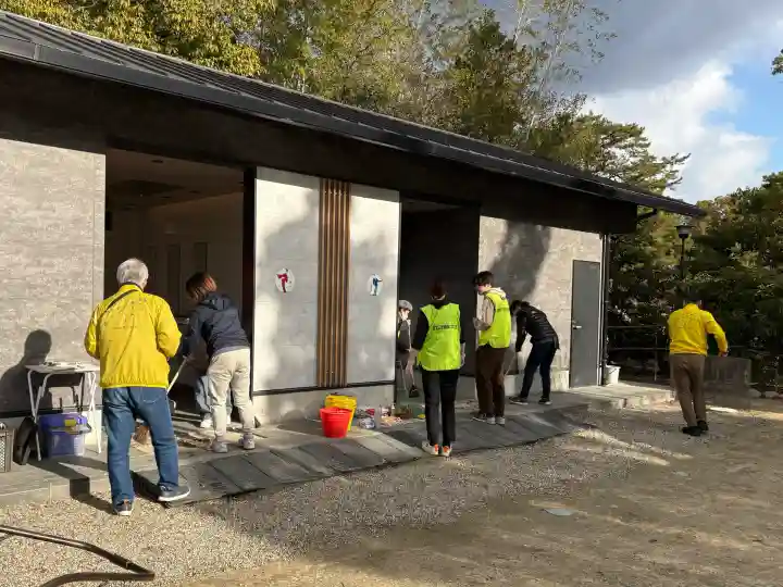 西宮神社の{uncategorized: "未分類", other: "その他", undefined: "問題あり", building: "その他建物", grave: "お墓", sacred_gate: "鳥居", guardian: "狛犬", statue: "像", buddha: "仏像", history: "歴史", nature: "自然", garden: "庭園", animal: "動物", pagoda: "塔", temizu: "手水舎", mountain_gate: "山門・神門", sanctuary: "本殿・本堂", subordinate: "末社・摂社", art: "芸術", scenery: "景色", jizo: "地蔵", ema: "絵馬", goshuin: "御朱印", omikuji: "おみくじ", items: "授与品その他", amulet: "お守り", goshuincho: "御朱印帳", eats: "食事", festival: "お祭り", votive_dance: "神楽", shichigosan: "七五三参", wedding: "結婚式", experience: "体験その他", initially: "初詣", around: "周辺", anti_infection: "感染症対策"}