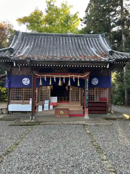國吉神社の本殿・本堂