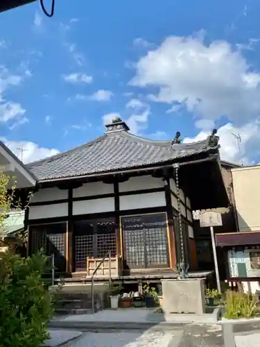 極楽寺の本殿・本堂