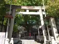 鳥越神社の鳥居