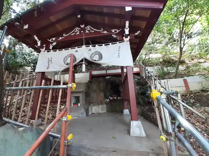 王子稲荷神社の末社・摂社