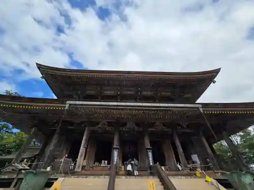 金峯山寺の本殿・本堂