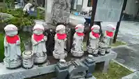 治陸寺の地蔵