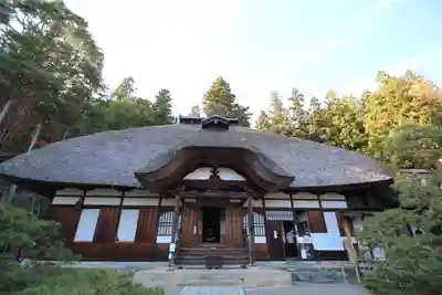常楽寺の本殿・本堂
