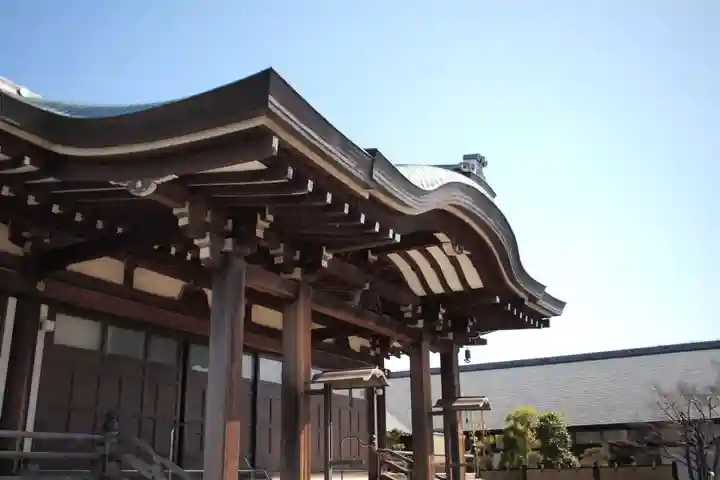法要寺の本殿・本堂