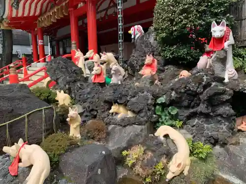 京濱伏見稲荷神社の狛犬