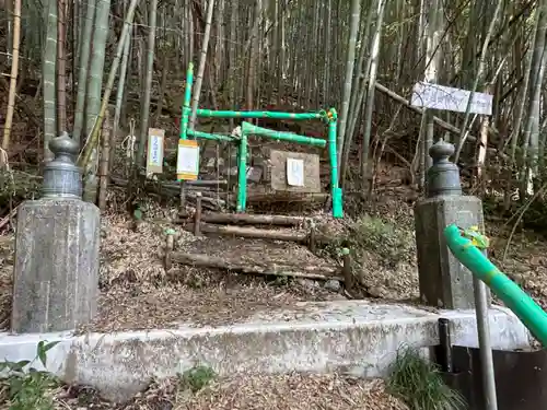 高尾山麓氷川神社(東京都)