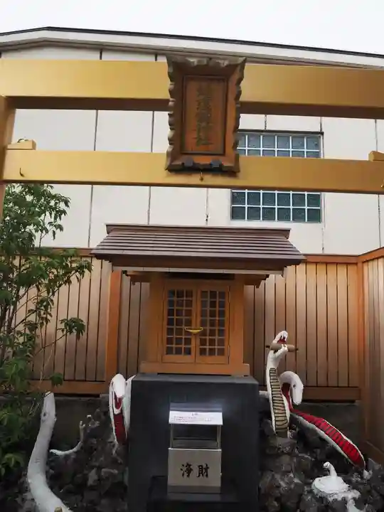 蛇窪神社の末社・摂社