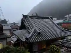 東光寺の本殿