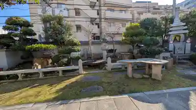 本壽寺（本寿寺）(兵庫県)