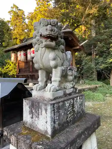 大神神社の狛犬