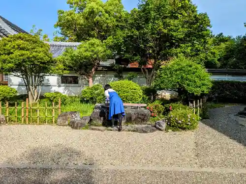 無量寿寺の手水舎