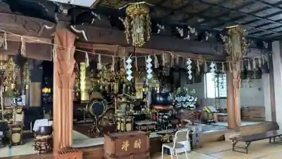 密修寺の本殿・本堂