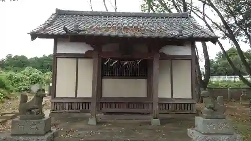 八塚稲荷神社の本殿・本堂