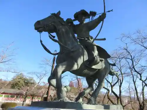 富士山本宮浅間大社の像