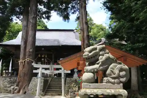 高司神社〜むすびの神の鎮まる社〜の狛犬