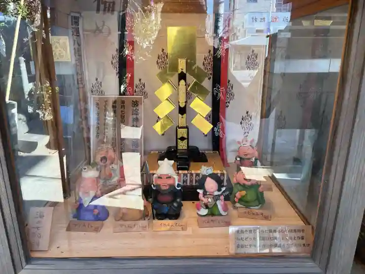 波除神社(波除稲荷神社)の{uncategorized: "未分類", other: "その他", undefined: "問題あり", building: "その他建物", grave: "お墓", sacred_gate: "鳥居", guardian: "狛犬", statue: "像", buddha: "仏像", history: "歴史", nature: "自然", garden: "庭園", animal: "動物", pagoda: "塔", temizu: "手水舎", mountain_gate: "山門・神門", sanctuary: "本殿・本堂", subordinate: "末社・摂社", art: "芸術", scenery: "景色", jizo: "地蔵", ema: "絵馬", goshuin: "御朱印", omikuji: "おみくじ", items: "授与品その他", amulet: "お守り", goshuincho: "御朱印帳", eats: "食事", festival: "お祭り", votive_dance: "神楽", shichigosan: "七五三参", wedding: "結婚式", experience: "体験その他", initially: "初詣", around: "周辺", anti_infection: "感染症対策"}