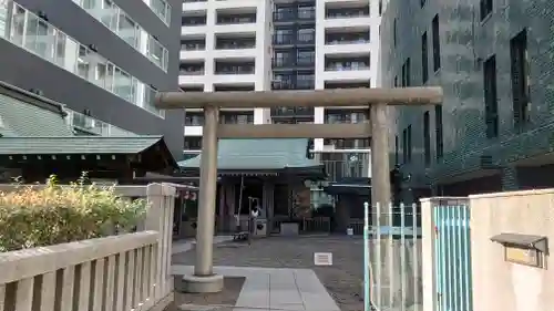 宮益御嶽神社の鳥居