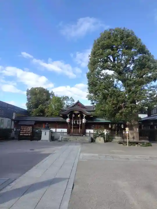 晴明神社の{uncategorized: "未分類", other: "その他", undefined: "問題あり", building: "その他建物", grave: "お墓", sacred_gate: "鳥居", guardian: "狛犬", statue: "像", buddha: "仏像", history: "歴史", nature: "自然", garden: "庭園", animal: "動物", pagoda: "塔", temizu: "手水舎", mountain_gate: "山門・神門", sanctuary: "本殿・本堂", subordinate: "末社・摂社", art: "芸術", scenery: "景色", jizo: "地蔵", ema: "絵馬", goshuin: "御朱印", omikuji: "おみくじ", items: "授与品その他", amulet: "お守り", goshuincho: "御朱印帳", eats: "食事", festival: "お祭り", votive_dance: "神楽", shichigosan: "七五三参", wedding: "結婚式", experience: "体験その他", initially: "初詣", around: "周辺", anti_infection: "感染症対策"}