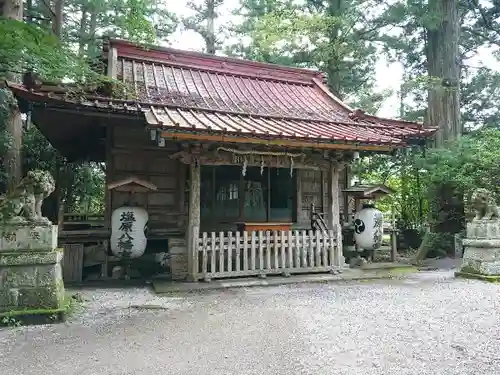 塩原八幡宮の本殿・本堂