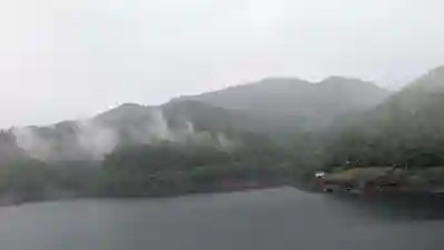 糠平電源神社の景色