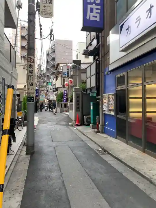 烏森神社の周辺