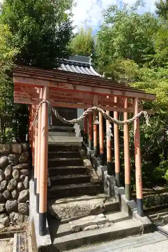 春日神社の末社