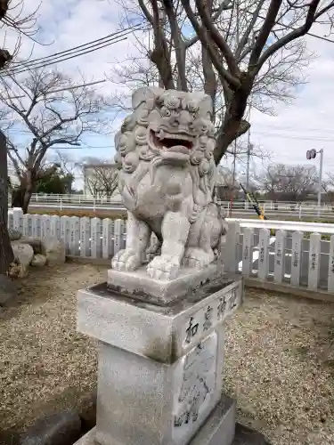 和泉神社の{uncategorized: "未分類", other: "その他", undefined: "問題あり", building: "その他建物", grave: "お墓", sacred_gate: "鳥居", guardian: "狛犬", statue: "像", buddha: "仏像", history: "歴史", nature: "自然", garden: "庭園", animal: "動物", pagoda: "塔", temizu: "手水舎", mountain_gate: "山門・神門", sanctuary: "本殿・本堂", subordinate: "末社・摂社", art: "芸術", scenery: "景色", jizo: "地蔵", ema: "絵馬", goshuin: "御朱印", omikuji: "おみくじ", items: "授与品その他", amulet: "お守り", goshuincho: "御朱印帳", eats: "食事", festival: "お祭り", votive_dance: "神楽", shichigosan: "七五三参", wedding: "結婚式", experience: "体験その他", initially: "初詣", around: "周辺", anti_infection: "感染症対策"}