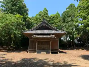 八幡神社の本殿・本堂
